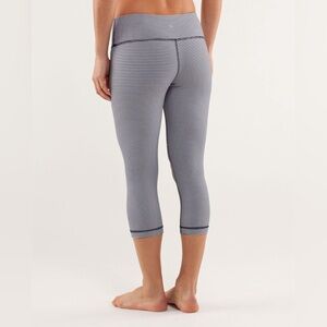 Lululemon gingham crop leggings